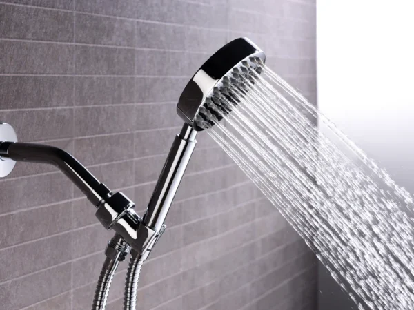 shower head that increases water pressure