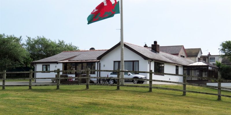 shoreside caravan park rhosneigr anglesey