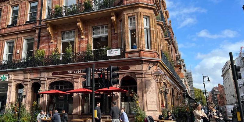 the audley public house mount street london