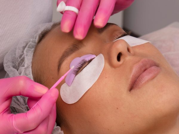 How Long Does a Lash Lift and Tint Take